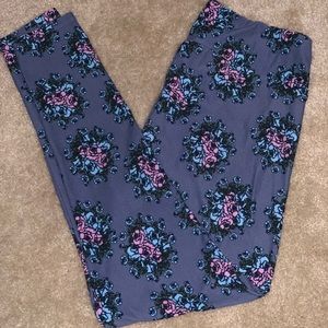 NWOT Lularoe Tall & Curvy Leggings